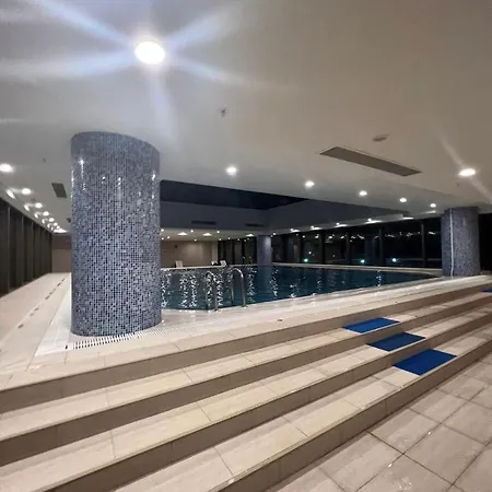 The Rich House Apartment *